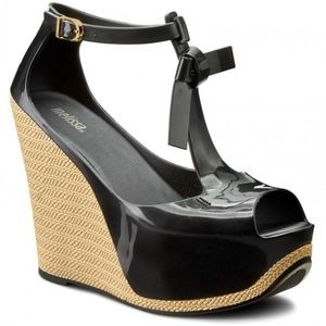 Melissa Wedges